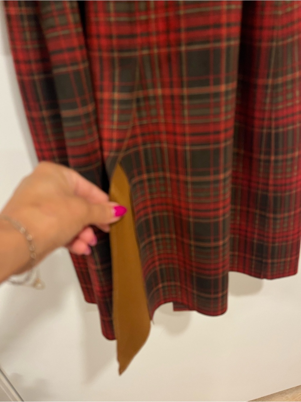 Nygard Red Plaid Trench Coat with Contrast Camel Collar - Picture 7 of 7
